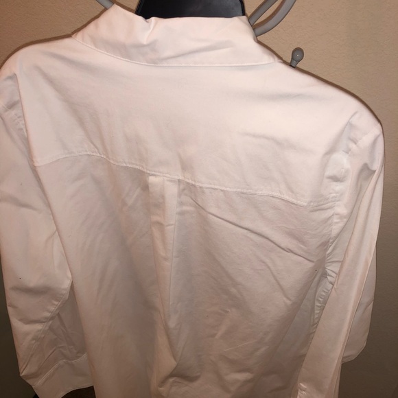 Button up - Picture 2 of 10